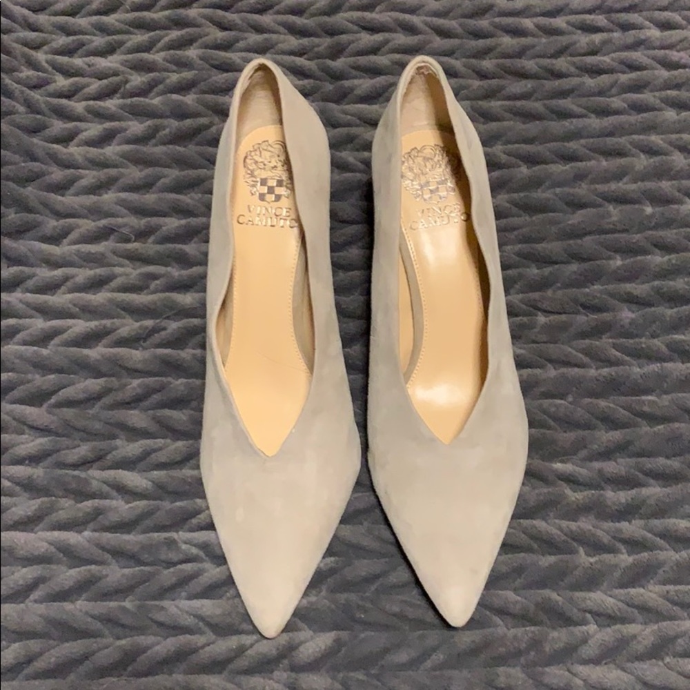 Vince Camuto pumps
